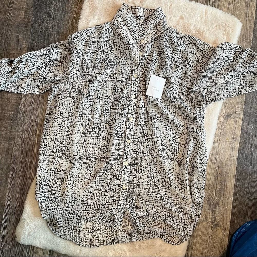 Victoria’s Secret Sheer Button Up Top In Women’s size Small